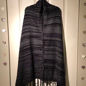 Lularoe Mimi shawl poncho scarf